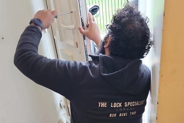 it’s the dead of night, and you face closed out of your home or office. Panic sets in, and frustration starts to mount. That’s when you can rely on 24/7 locksmith services like ours to come to your aid swiftly and efficiently.