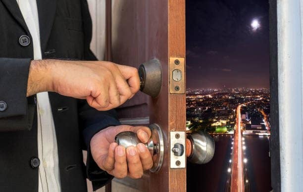 Mortice Locks vs Cylinder Locks: Which Is Better?